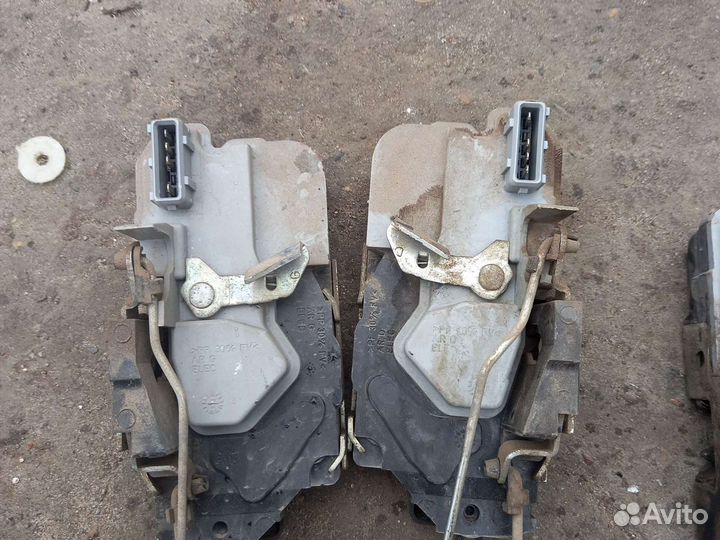 LADA granta комплект замков