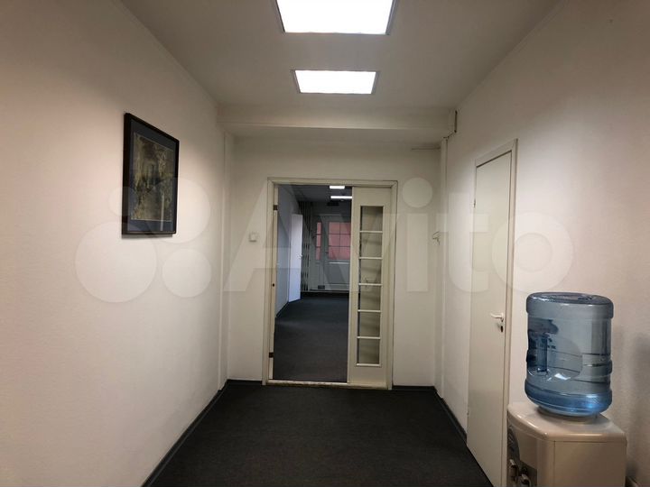 Классический офис на Красном проспекте, 195 м²