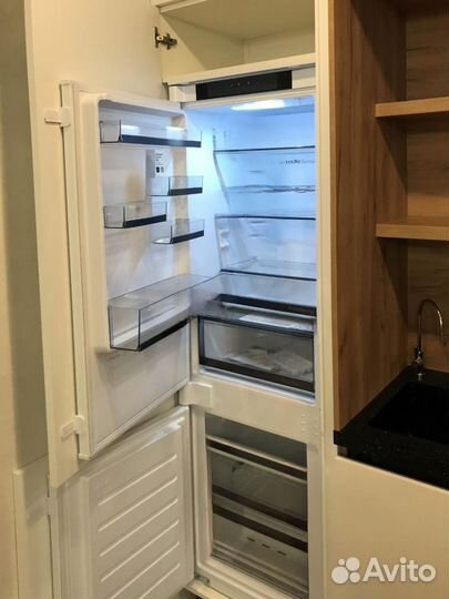 Кухонный гарнитур новый 2 метра