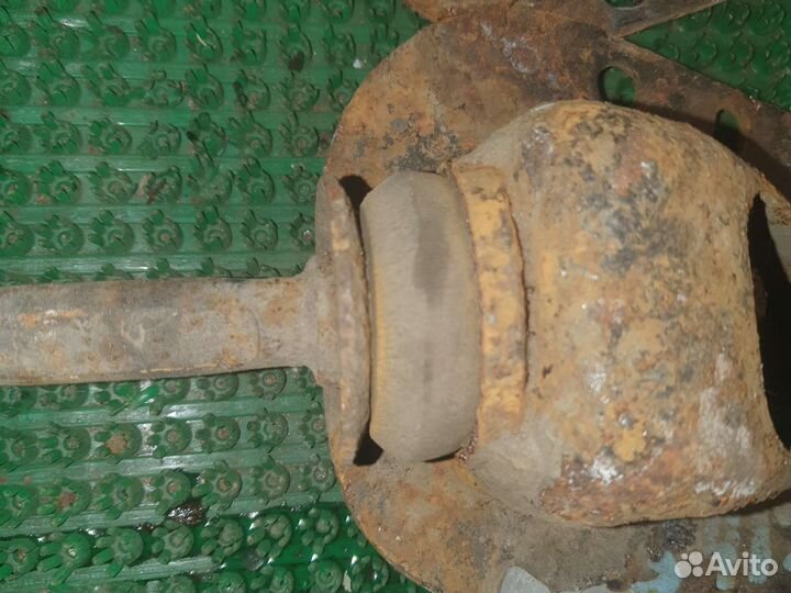 Рычаг задний продольный Додж Стратус 96-00г