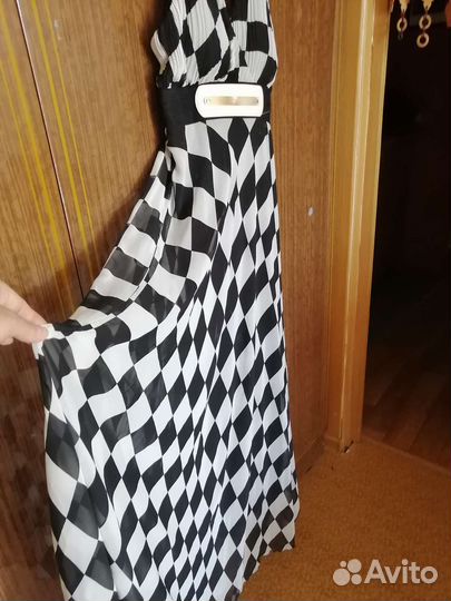 Платье нарядное 48-50 р