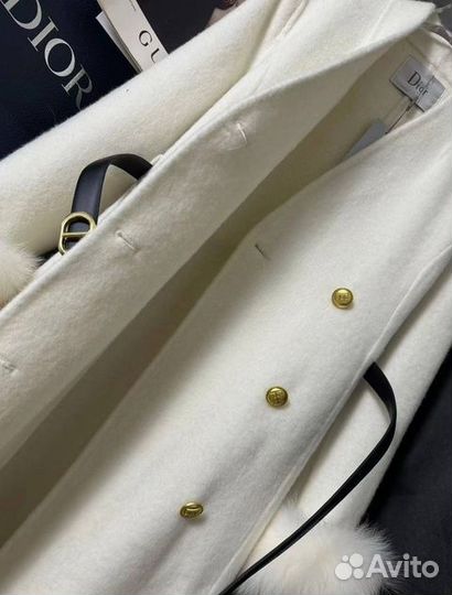 Шикарное пальто Dior