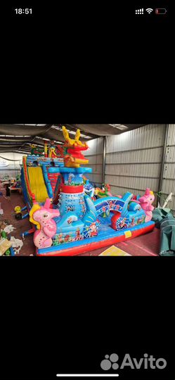 Батут надувной