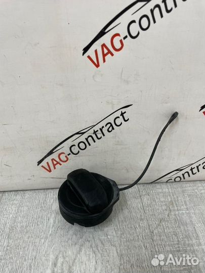 Крышка топливного бака Skoda Yeti 1.2 2013