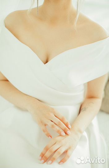 Свадебное платье А-силуэт