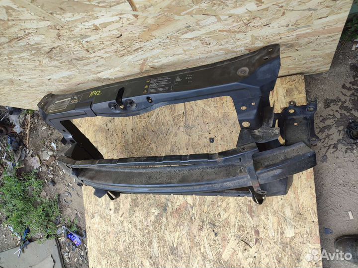 Телевизор и усилитель Skoda Octavia a5 FL