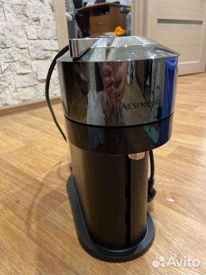 Кофеварка капсульная nespresso