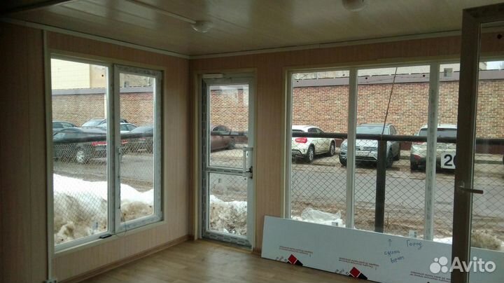 Кафе на базе двух состыкованных блок-контейнеров