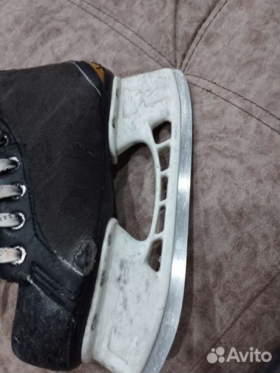 Хоккейные коньки bauer