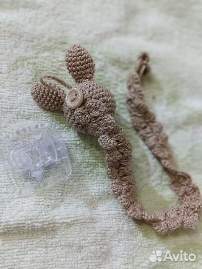 Вязаные игрушки для новорожденных