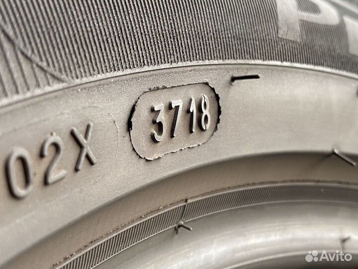 Michelin Primacy HP 215/50 R17