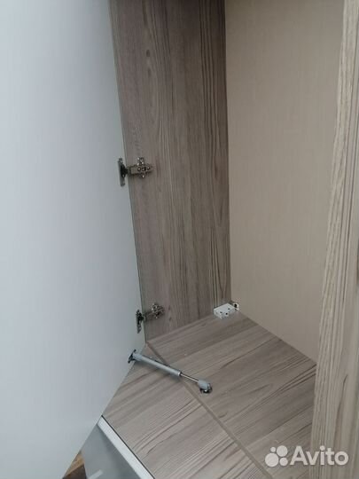 Подвесные ящики стенка с газлифтом