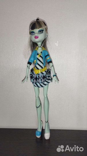Продам кукол Monster High и Ever After High