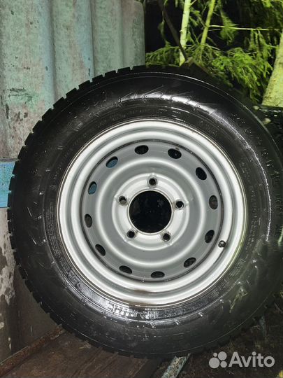 Nokian Tyres Nordman 7 205/70 R15 96T