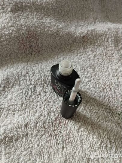 Лак и декор для ногтей 3 шт. (за всё)