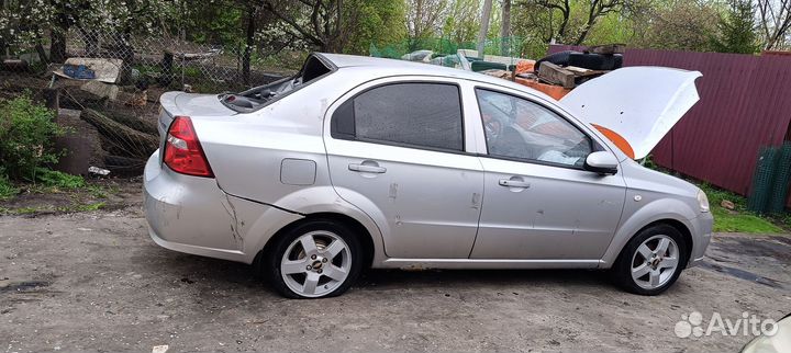 Chevrolet aveo т250 1.4 МКПП 2006г