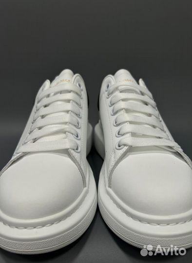 Кеды Alexander Mcqueen белые