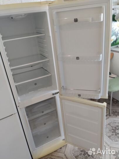 Холодильник samsung