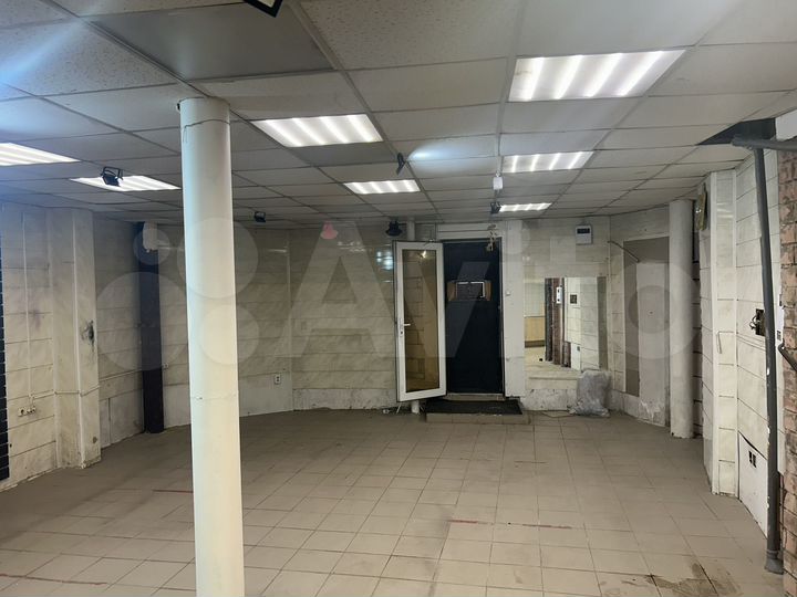 Торговая площадь, 71 м²