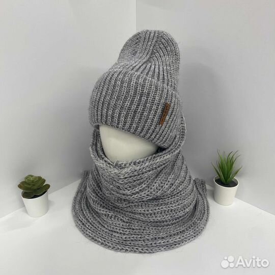 Комплект шапка и снуд