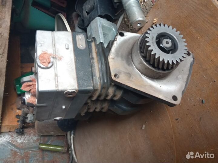 Компрессор воздушный автомобильный