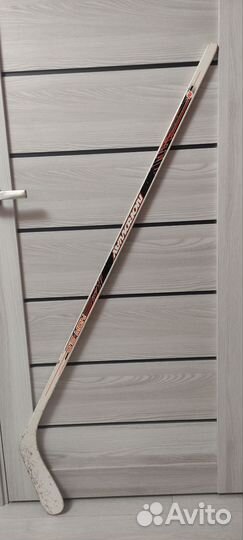 Клюшка хоккейная