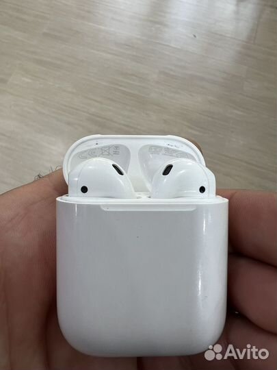 Airpods 2