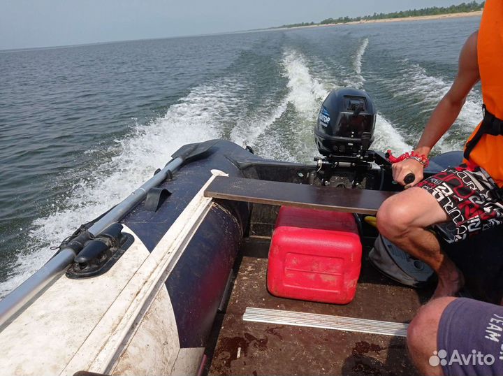 Лодка пвх Gladiator 370 dp