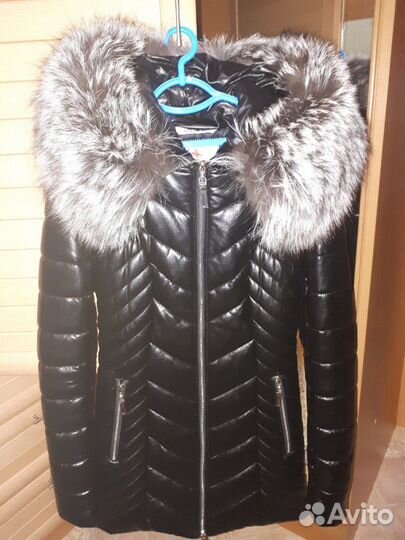 Пуховик из экокожи