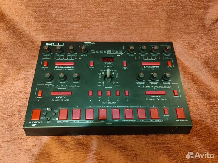 Cинтезатор Red Sound Dark Star