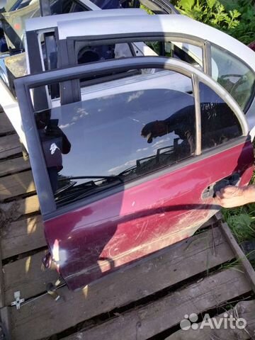 Дверь Митсубиси Галант