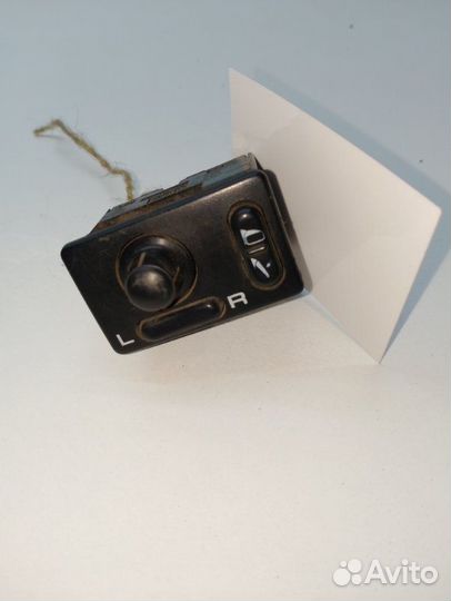 Блок управления зеркалами Nissan Wingroad WFY10