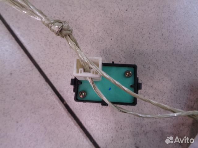 Кнопка центрального замка Lexus RX 2003-2009