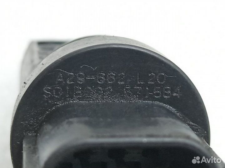 Датчик положения коленвала Nissan Fuga Y50 3.5