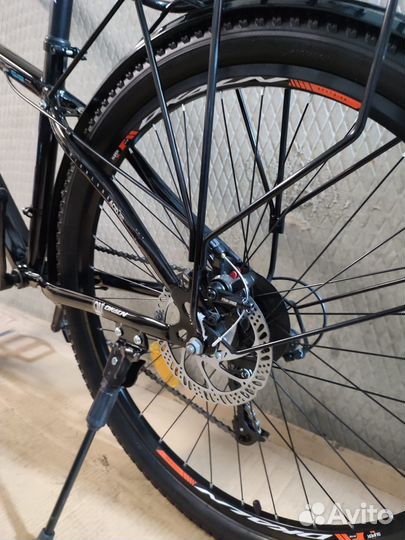 Велосипед 26 дюймов колеса. Новый с багажником