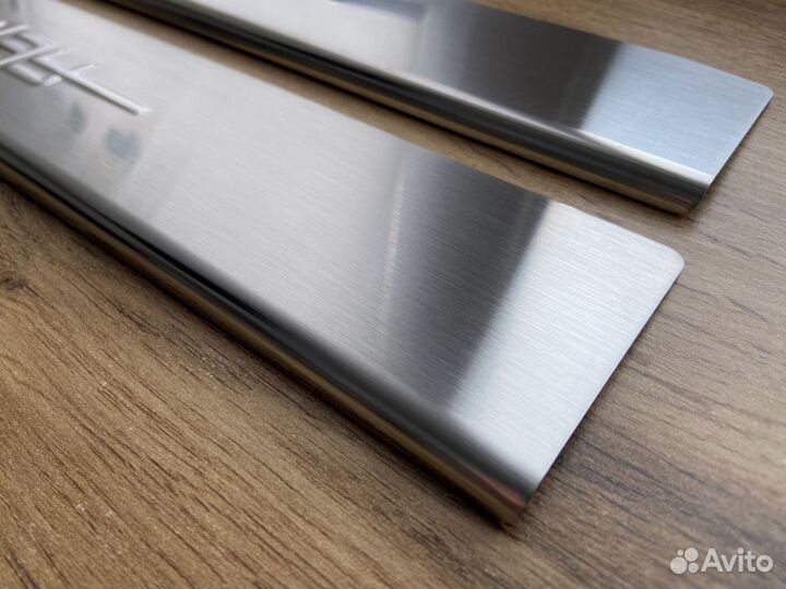 Оригинальные накладки Play для Renault Kaptur