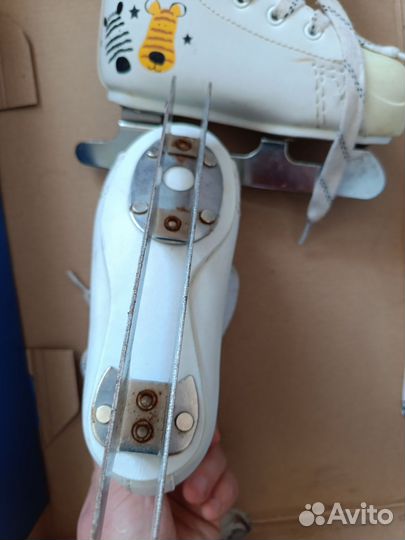 Коньки детские