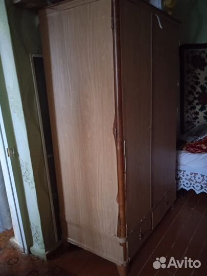 Шкаф дубовый бу