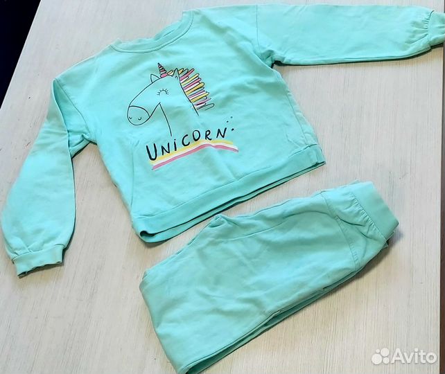 Продам детский костюм