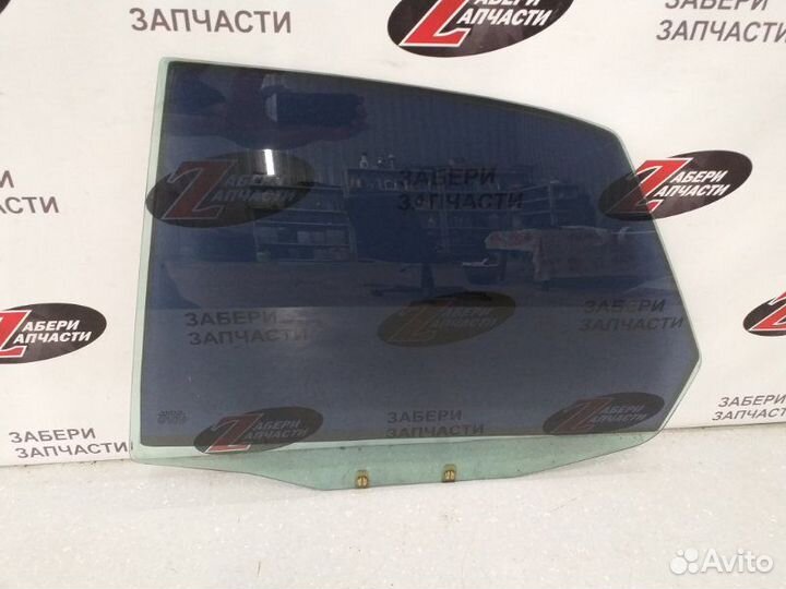 Стекло двери заднее левое Volvo S40 2.0 1995-1999