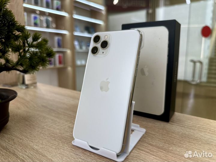 iPhone 11 Pro, 64 ГБ