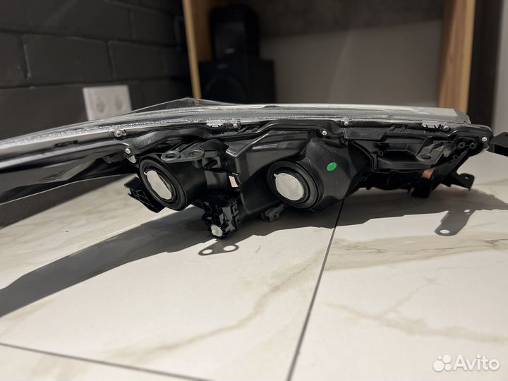 Фары toyota corolla 160/180