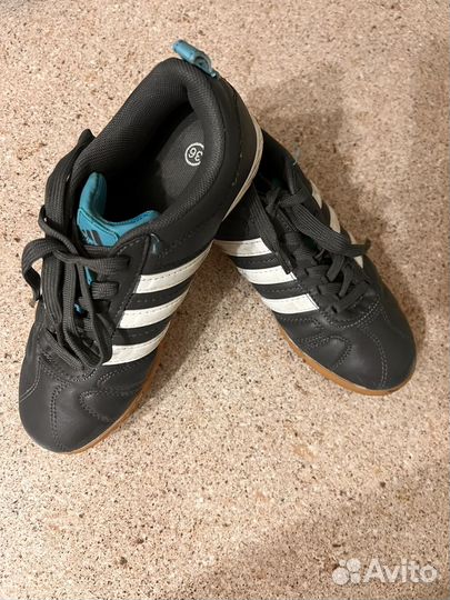 Кроссовки adidas