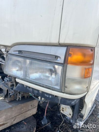 Кабина Isuzu Elf NKR66 4HF1 2001