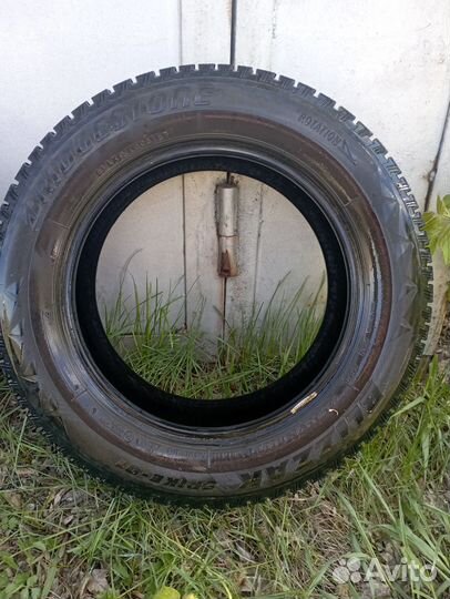 Bridgestone Blizzak Spike-01 185/65 R15 88