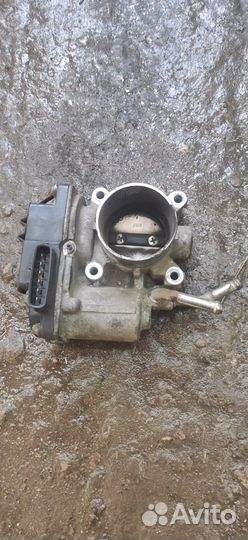 Дроссельная заслонка Мицубиси Лансер 10