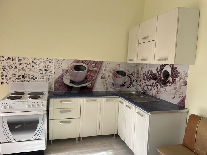 2-к. квартира, 60 м², 2/4 эт.