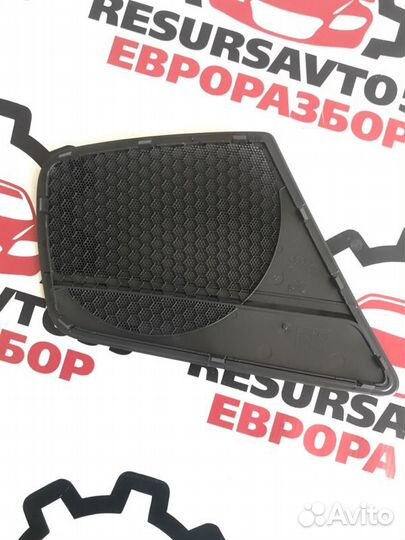Крышка динамика передняя левая Audi A4 B8 2.0T