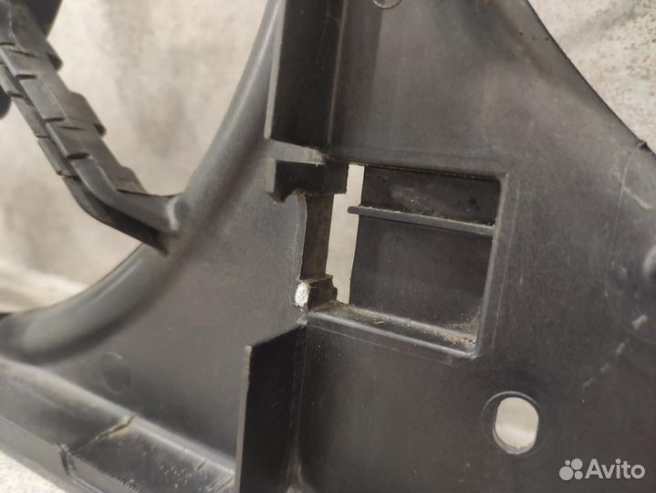 Диффузор вентилятора Volkswagen Jetta 6 5K