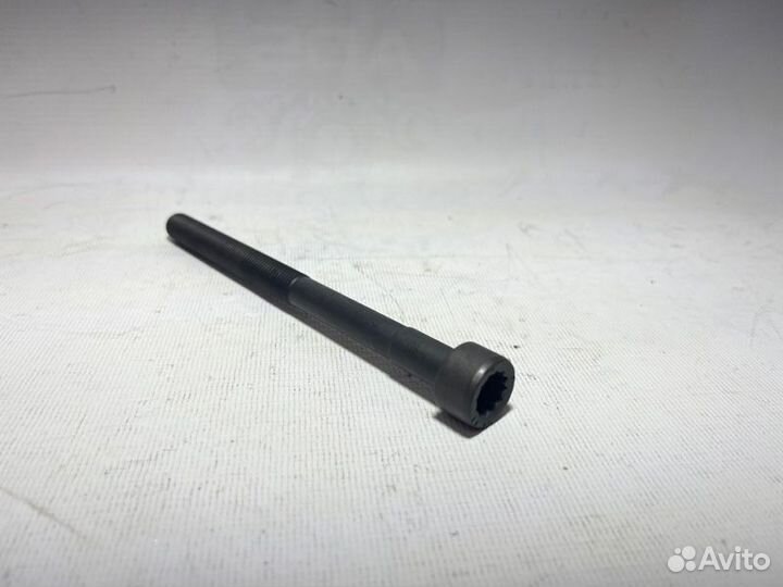 Болт гбц Ssangyong Kyron D20DT D27DT